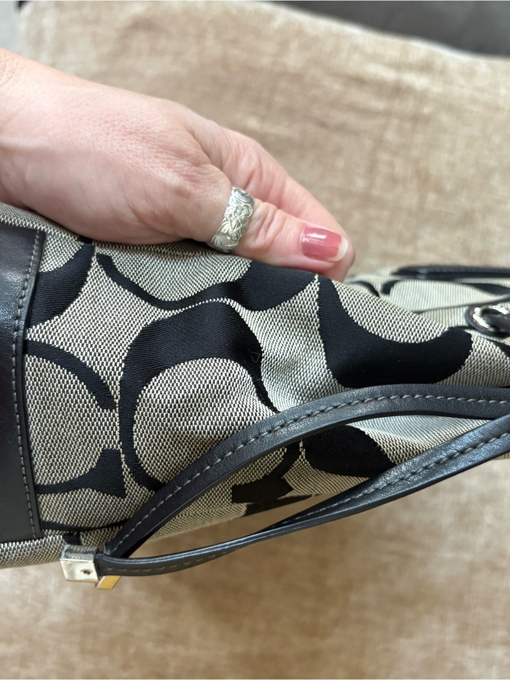 Pristine Coach Signature Stripe Carryall & Wristlet Set (18867 - Picture 10 of 15